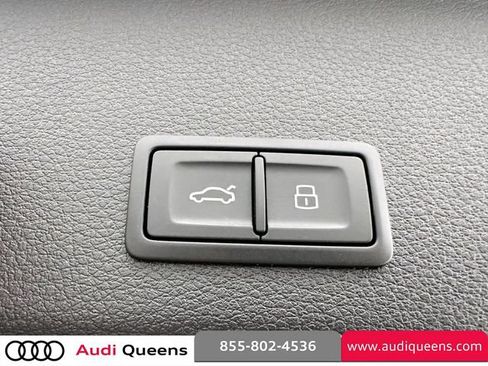 Certified 2024 Audi Q8 e-tron Premium Plus w/ Premium Plus Package AWD/4WD image 11