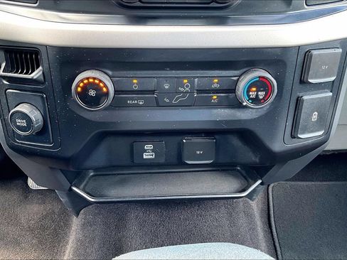Used 2021 Ford F150 XLT RWD image 24