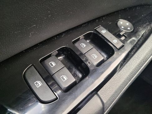 Used 2024 Kia Sportage EX AWD/4WD image 27