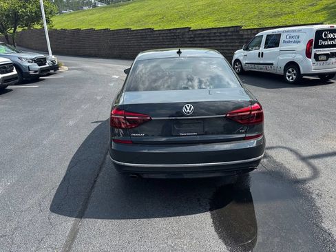 Used 2017 Volkswagen Passat 1.8T R-Line FWD image 6