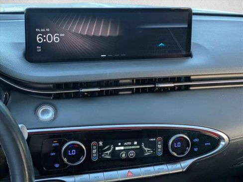Used 2023 Genesis GV70 2.5T w/ Advanced Package AWD/4WD image 8