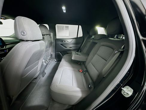 Used 2025 Chevrolet Equinox LT image 27