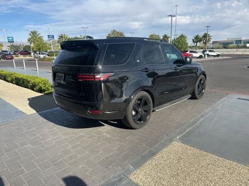 Used 2025 Land Rover Discovery Dynamic SE AWD/4WD image 5