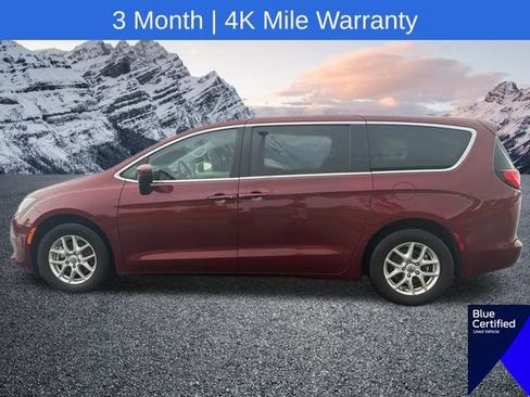 Used 2023 Chrysler Voyager LX FWD image 16