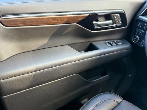 New 2025 Chevrolet Tahoe High Country image 31