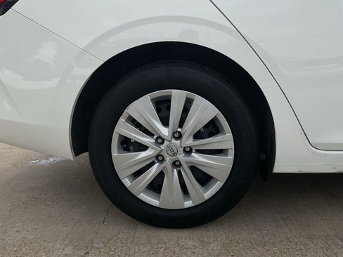 Used 2025 Nissan Sentra S FWD image 8