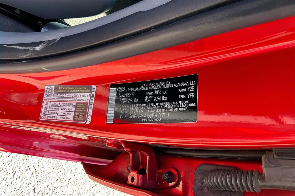 Used 2023 Hyundai Elantra SEL FWD image 32