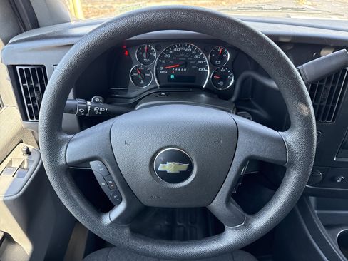 Used 2024 Chevrolet Express 2500 w/ Driver Convenience Package RWD image 18