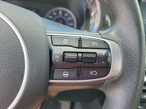 Used 2022 Kia K5 LXS FWD image 14