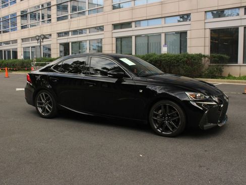 Used 2017 Lexus IS 200t F Sport w/ F Sport Package RWD image 2