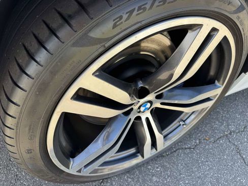 Used 2017 BMW 740i image 28