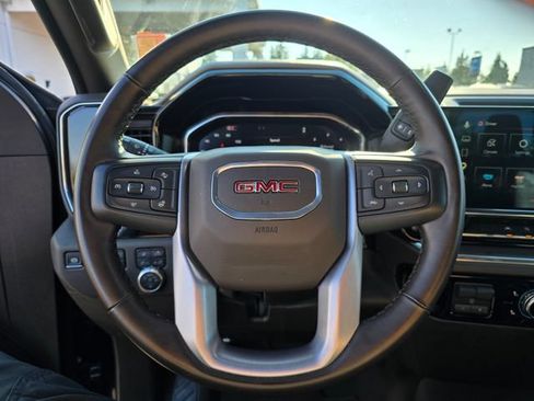 Used 2025 GMC Sierra 1500 SLT AWD/4WD image 28