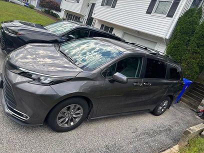 Used 2024 Toyota Sienna XLE w/ XLE Plus Package