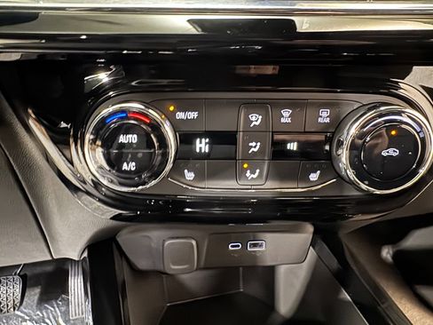 New 2026 Chevrolet Trax RS w/ Driver Confidence Package image 13