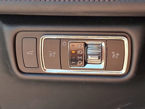 Used 2023 Lincoln Aviator Reserve w/ Equipment Group 201A AWD/4WD image 25