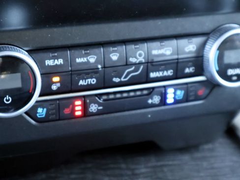 Certified 2021 Ford Expedition Limited RWD image 10