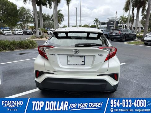 Used 2020 Toyota C-HR LE FWD image 8