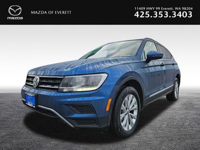 Used 2018 Volkswagen Tiguan SE w/ Panoramic Sunroof Package