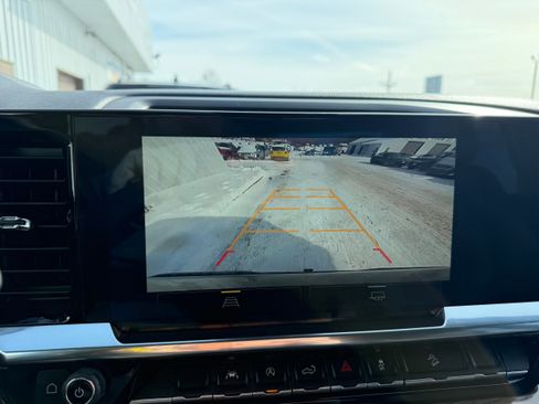 Used 2024 Chevrolet Silverado 1500 RST image 13