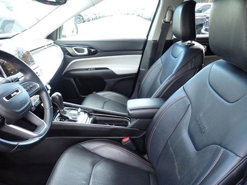Certified 2022 Jeep Compass Limited image 13