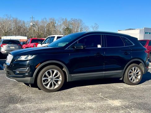 Used 2019 Lincoln MKC Select w/ Select Plus Package image 2