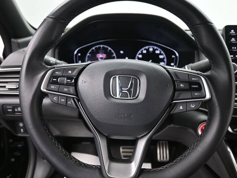 Used 2022 Honda Accord Sport image 13