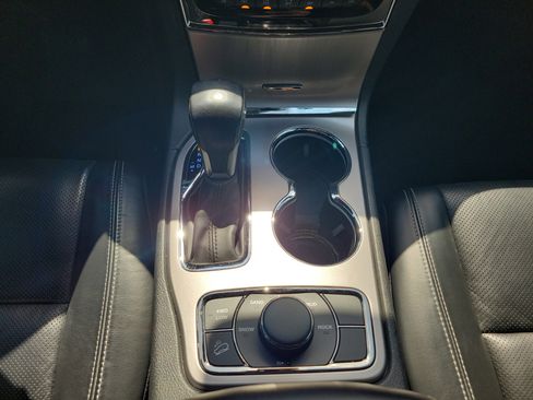 Used 2021 Jeep Grand Cherokee Limited w/ Quick Order Package 28K 80th image 16