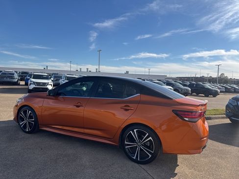 Certified 2021 Nissan Sentra SR image 7