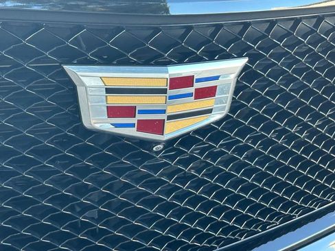 Used 2021 Cadillac Escalade ESV Sport Platinum RWD image 20