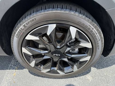 Certified 2026 Kia Sorento EX w/ EX Premium Package FWD image 55