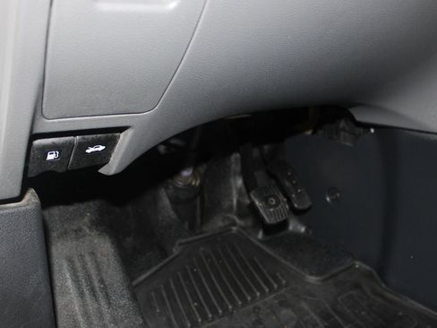 Used 2019 Nissan NV200 S image 10