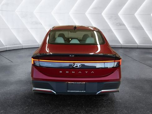New 2026 Hyundai Sonata SE image 3
