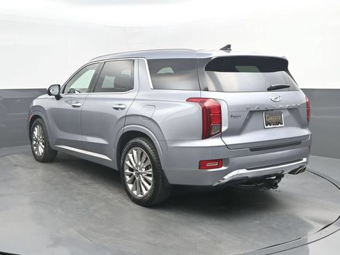 Used 2020 Hyundai Palisade Limited FWD image 3
