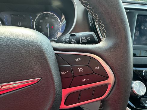 Used 2022 Chrysler Voyager LX FWD image 26