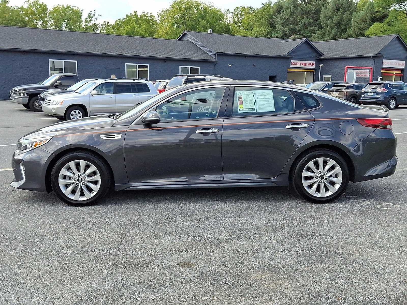 Used 2018 Kia Optima S w/ Panoramic Sunroof Package FWD image 4