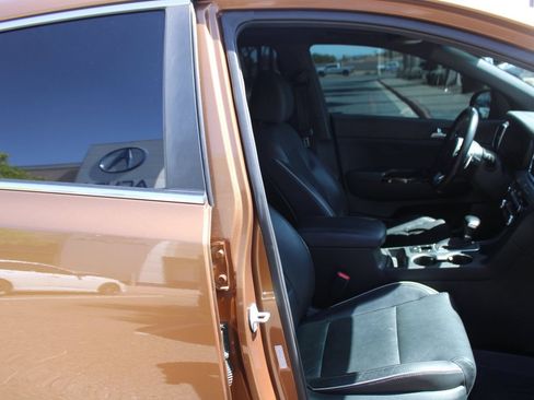Used 2020 Kia Sportage SX FWD image 15