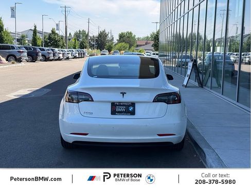 Used 2021 Tesla Model 3 Standard Range Plus RWD image 4