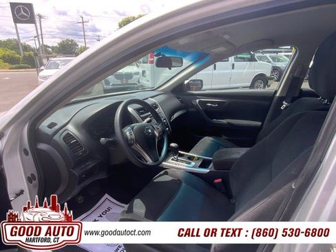 Used 2015 Nissan Altima 2.5 S w/ Power Driver Seat Package FWD image 10
