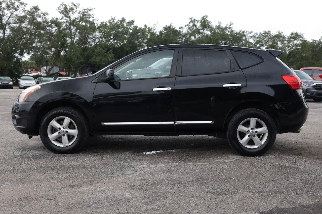 Used 2013 Nissan Rogue S w/ Special Edition Pkg AWD/4WD image 3