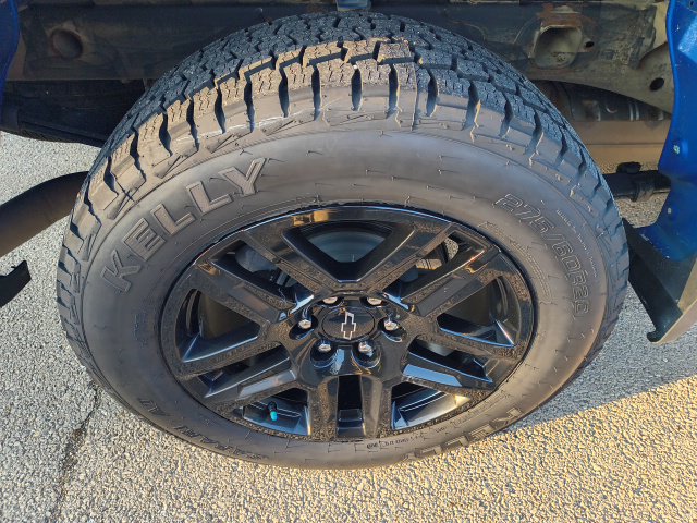 Used 2024 Chevrolet Silverado 1500 Custom w/ LPO, Dark Essentials Package AWD/4WD image 9
