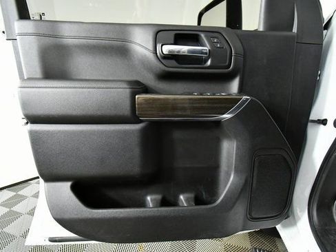 Used 2022 Chevrolet Silverado 3500 LT w/ Convenience Package image 22