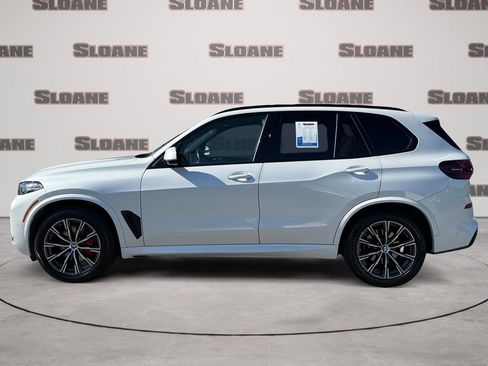 Certified 2024 BMW X5 xDrive40i w/ M Sport Package AWD/4WD image 2