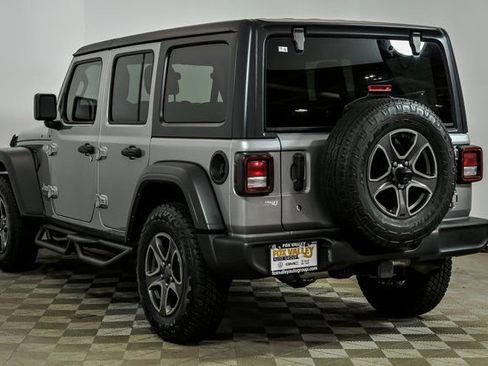 Used 2018 Jeep Wrangler Unlimited Sport S image 5