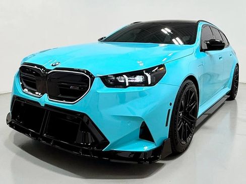 Used 2026 BMW M5 Touring AWD/4WD image 12