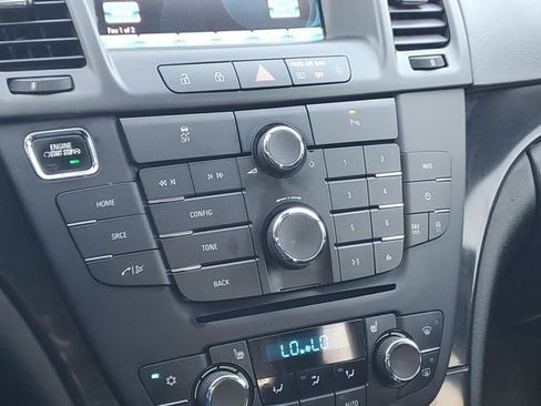 Used 2013 Buick Regal Premium FWD image 22