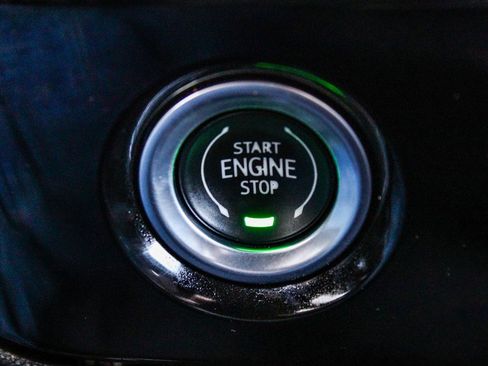 Used 2022 Chevrolet Silverado 1500 LT image 30