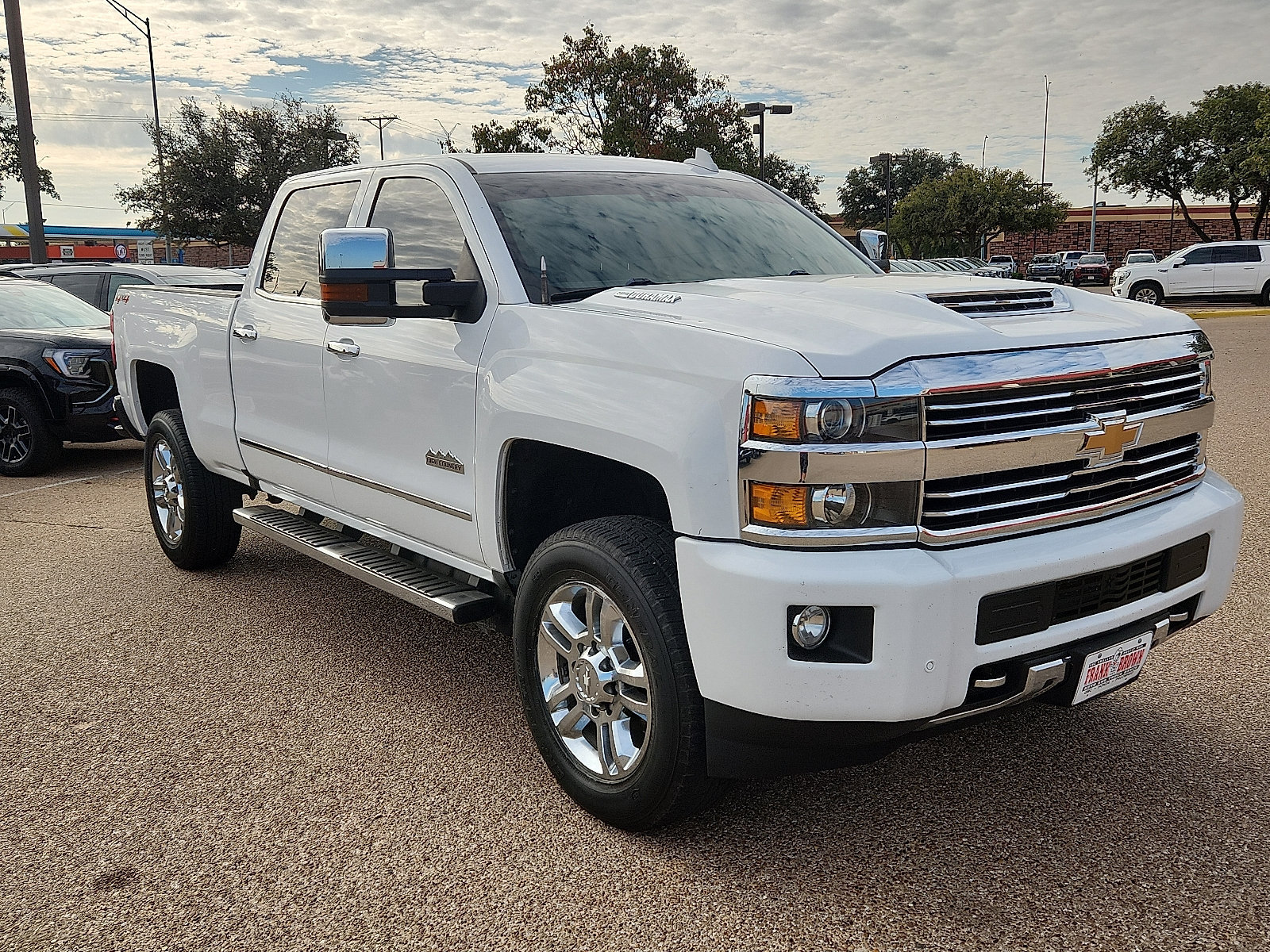 Used 2017 Chevrolet Silverado 2500 High Country w/ Duramax Plus Package AWD/4WD image 7