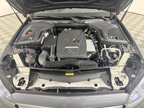 Used 2018 Mercedes-Benz E 300 4MATIC w/ Premium 2 Package (Q02) image 38