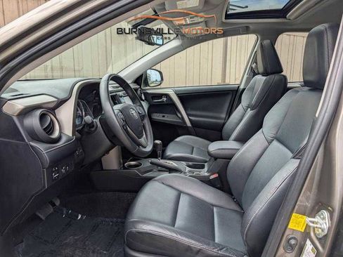 Used 2014 Toyota RAV4 Limited AWD/4WD image 10