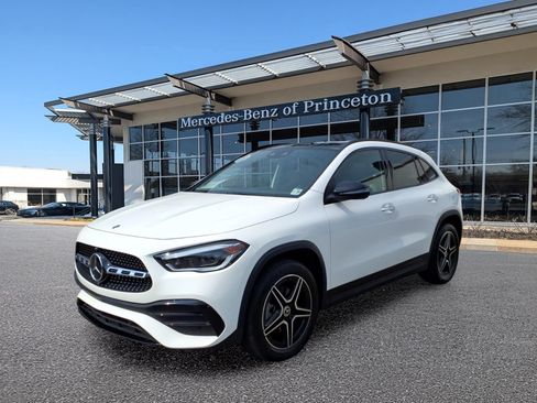 Certified 2023 Mercedes-Benz GLA 250 4MATIC image 7